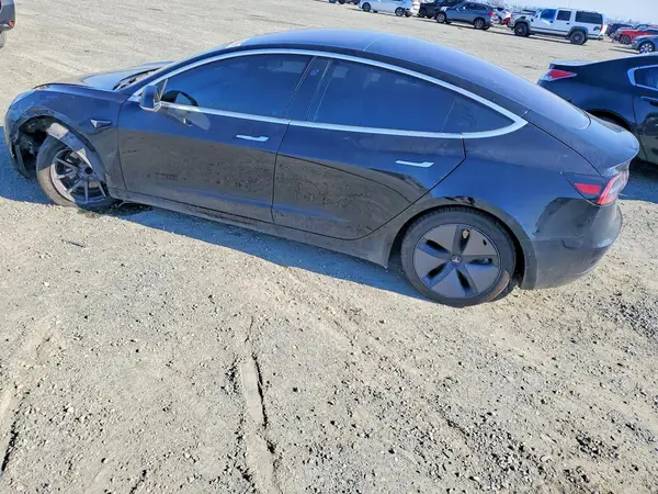 5YJ3E1EA2JF032330 2018 TESLA MODEL 3 - Image 2