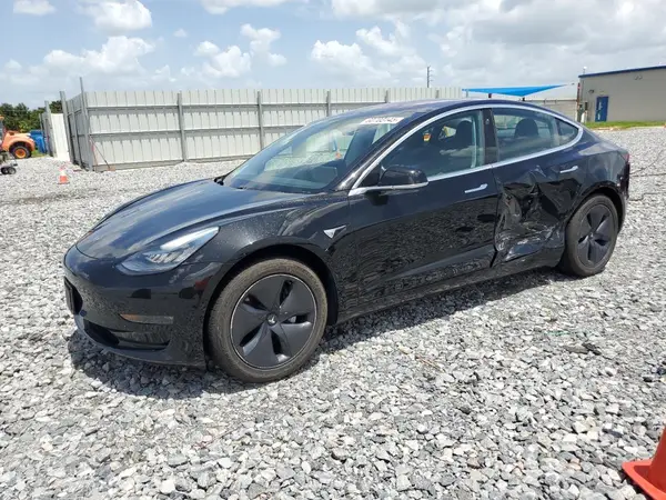 5YJ3E1EA2JF032375 2018 TESLA MODEL 3 - Image 1