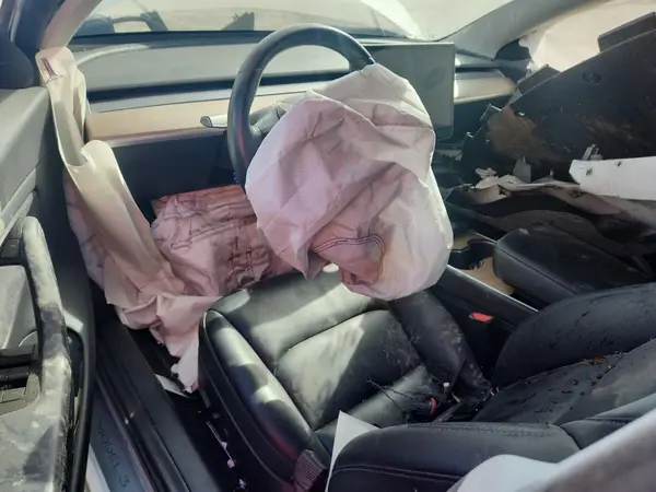 5YJ3E1EA2JF033171 2018 TESLA MODEL 3 - Image 8