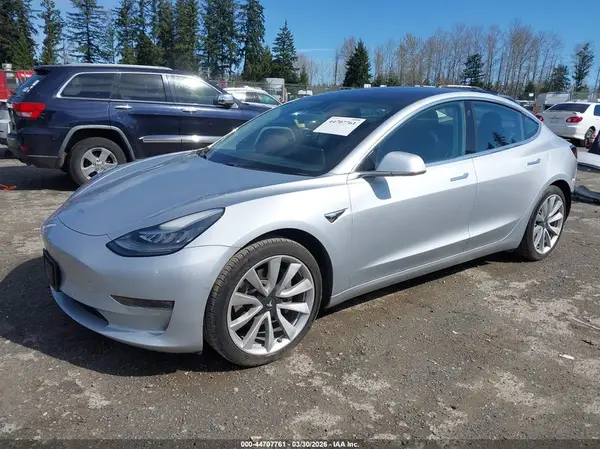 5YJ3E1EA2JF033297 2018 TESLA MODEL 3 - Image 2