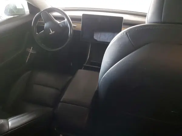 5YJ3E1EA2JF034143 2018 TESLA MODEL 3 - Image 8