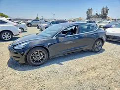 5YJ3E1EA2JF036281 2018 TESLA MODEL 3