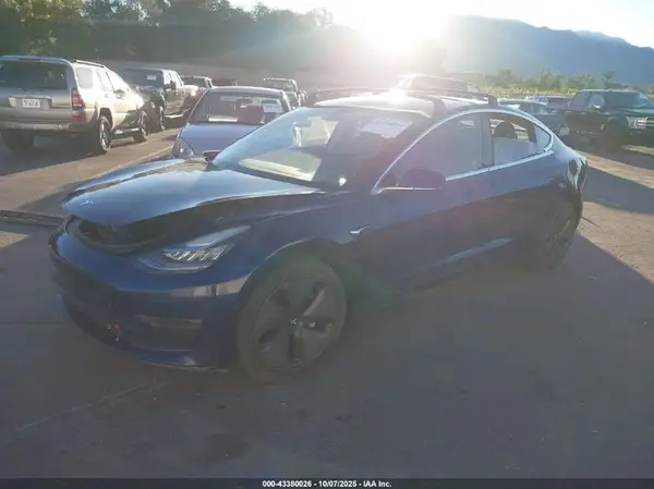 5YJ3E1EA2JF036720 2018 TESLA MODEL 3 - Image 2