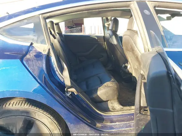 5YJ3E1EA2JF036720 2018 TESLA MODEL 3 - Image 8
