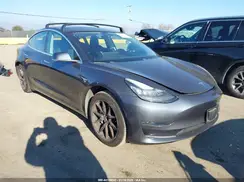 5YJ3E1EA2JF037592 2018 TESLA MODEL 3