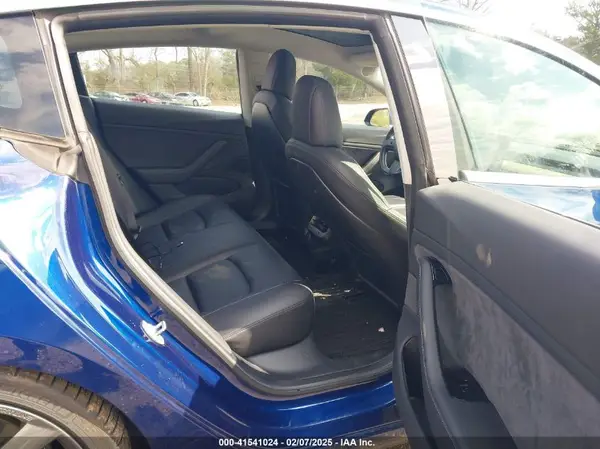 5YJ3E1EA2JF038435 2018 TESLA MODEL 3 - Image 8