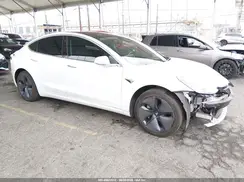5YJ3E1EA2JF038743 2018 TESLA MODEL 3