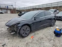5YJ3E1EA2JF039813 2018 TESLA MODEL 3