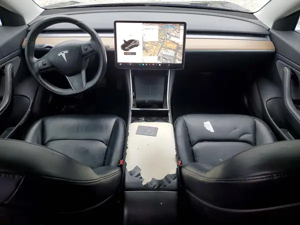 5YJ3E1EA2JF039813 2018 TESLA MODEL 3 - Image 8