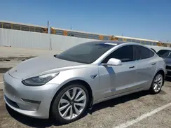 5YJ3E1EA2JF042615 2018 TESLA MODEL 3