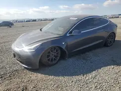 5YJ3E1EA2JF043070 2018 TESLA MODEL 3
