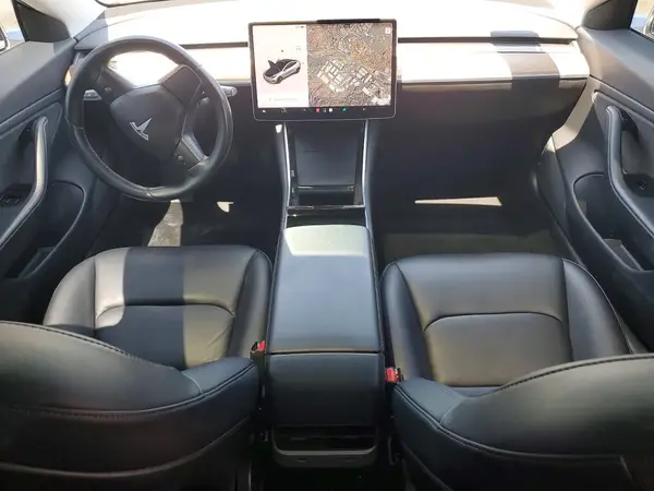 5YJ3E1EA2JF044087 2018 TESLA MODEL 3 - Image 8
