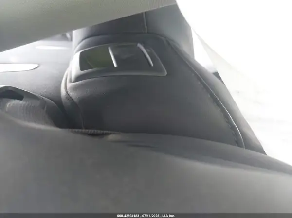 5YJ3E1EA2JF046020 2018 TESLA MODEL 3 - Image 8