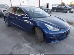 5YJ3E1EA2JF046194 2018 TESLA MODEL 3