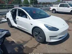 5YJ3E1EA2JF046275 2018 TESLA MODEL 3