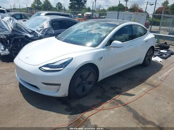 5YJ3E1EA2JF046275 2018 TESLA MODEL 3 - Image 2