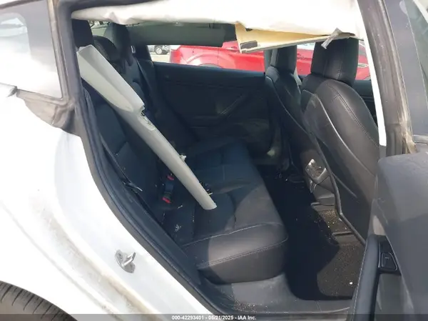 5YJ3E1EA2JF047765 2018 TESLA MODEL 3 - Image 8