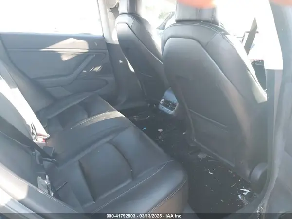 5YJ3E1EA2JF049824 2018 TESLA MODEL 3 - Image 8