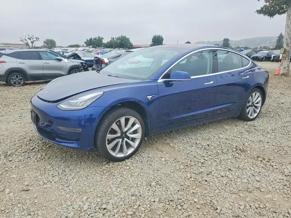 5YJ3E1EA2JF050617 2018 TESLA MODEL 3 - Image 1