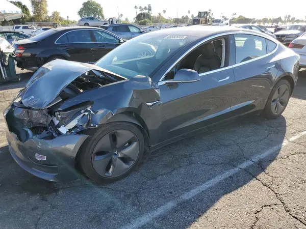 5YJ3E1EA2JF052805 2018 TESLA MODEL 3 - Image 1