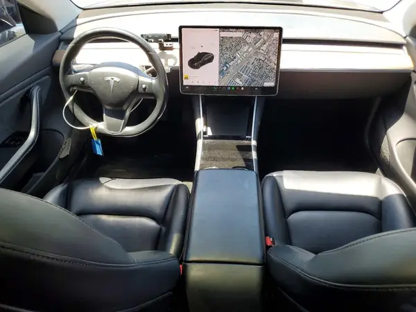 5YJ3E1EA2JF057793 2018 TESLA MODEL 3 - Image 8