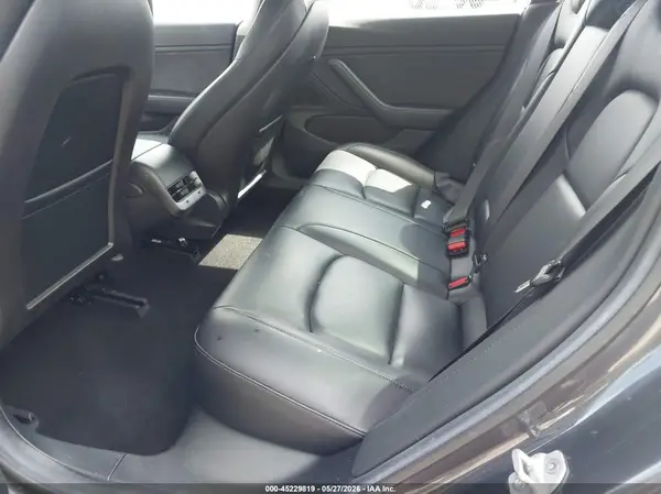 5YJ3E1EA2JF057969 2018 TESLA MODEL 3 - Image 8