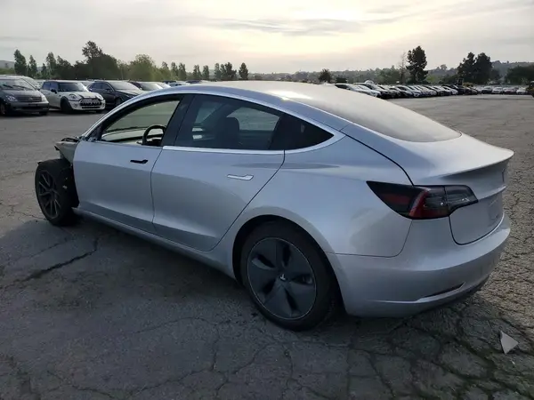 5YJ3E1EA2JF060726 2018 TESLA MODEL 3 - Image 2