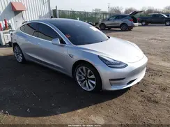 5YJ3E1EA2JF060922 2018 TESLA MODEL 3