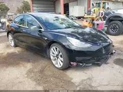 5YJ3E1EA2JF061133 2018 TESLA MODEL 3