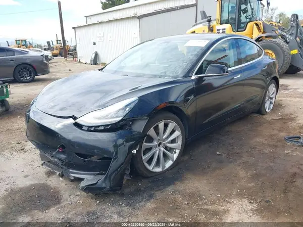 5YJ3E1EA2JF061133 2018 TESLA MODEL 3 - Image 2