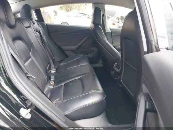 5YJ3E1EA2JF061133 2018 TESLA MODEL 3 - Image 8