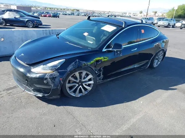 5YJ3E1EA2JF061231 2018 TESLA MODEL 3 - Image 2