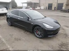5YJ3E1EA2JF070995 2018 TESLA MODEL 3
