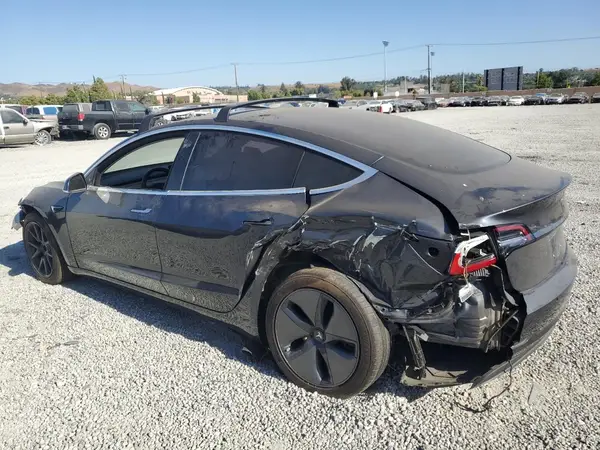 5YJ3E1EA2JF077624 2018 TESLA MODEL 3 - Image 2