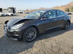 5YJ3E1EA2JF089451 2018 TESLA MODEL 3