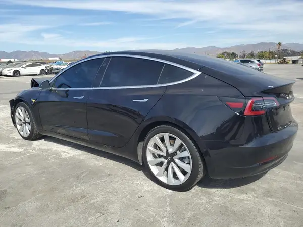 5YJ3E1EA2JF089501 2018 TESLA MODEL 3 - Image 2