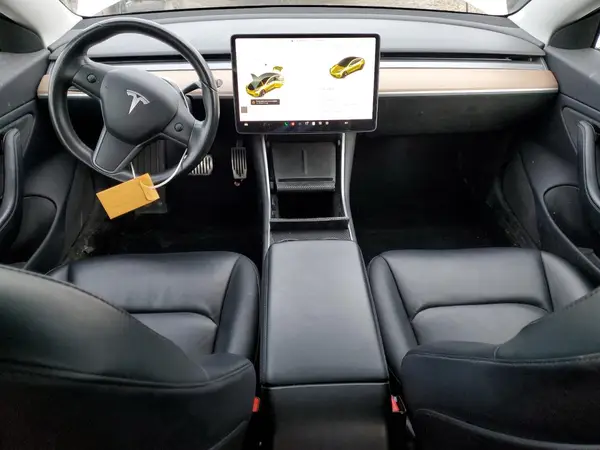 5YJ3E1EA2JF095735 2018 TESLA MODEL 3 - Image 8