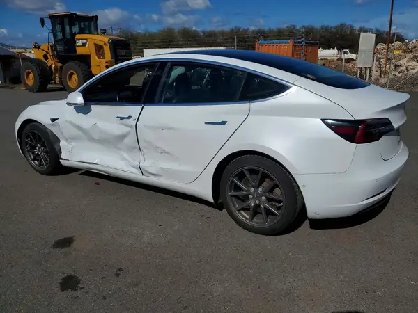 5YJ3E1EA2JF098828 2018 TESLA MODEL 3 - Image 2