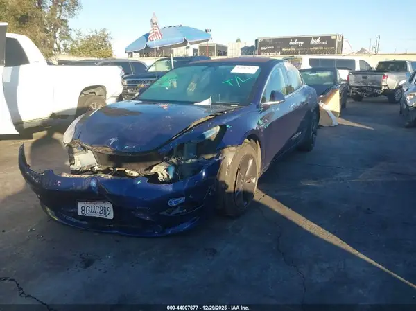 5YJ3E1EA2JF102571 2018 TESLA MODEL 3 - Image 2