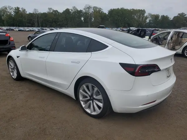 5YJ3E1EA2JF108886 2018 TESLA MODEL 3 - Image 2