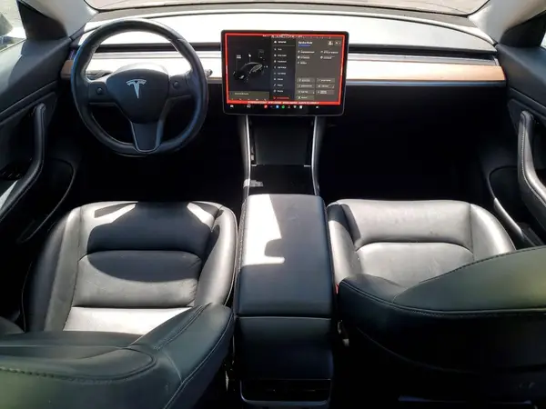 5YJ3E1EA2JF123307 2018 TESLA MODEL 3 - Image 8