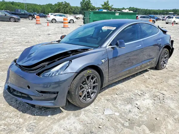 5YJ3E1EA2JF123811 2018 TESLA MODEL 3 - Image 1