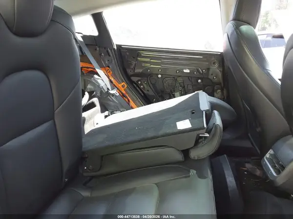 5YJ3E1EA2JF151835 2018 TESLA MODEL 3 - Image 8