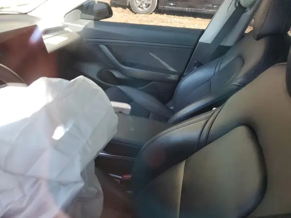 5YJ3E1EA2JF153505 2018 TESLA MODEL 3 - Image 8