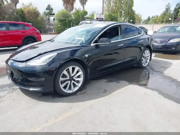 5YJ3E1EA2JF154508 2018 TESLA MODEL 3 - Image 2