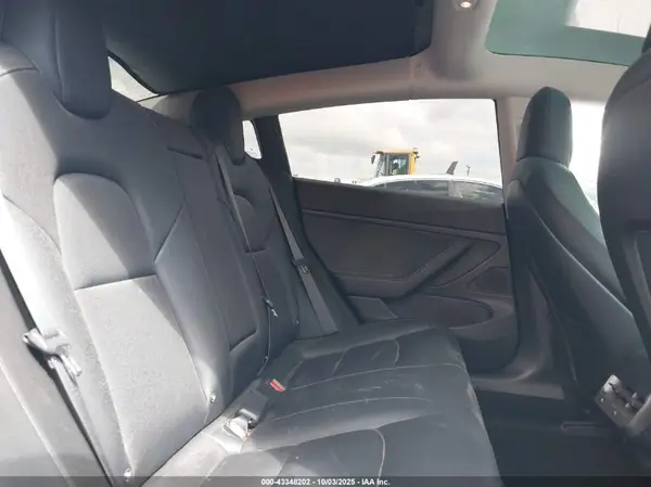 5YJ3E1EA2JF154508 2018 TESLA MODEL 3 - Image 8