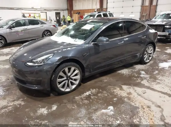 5YJ3E1EA2JF154816 2018 TESLA MODEL 3 - Image 2