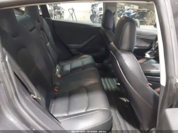 5YJ3E1EA2JF154816 2018 TESLA MODEL 3 - Image 8