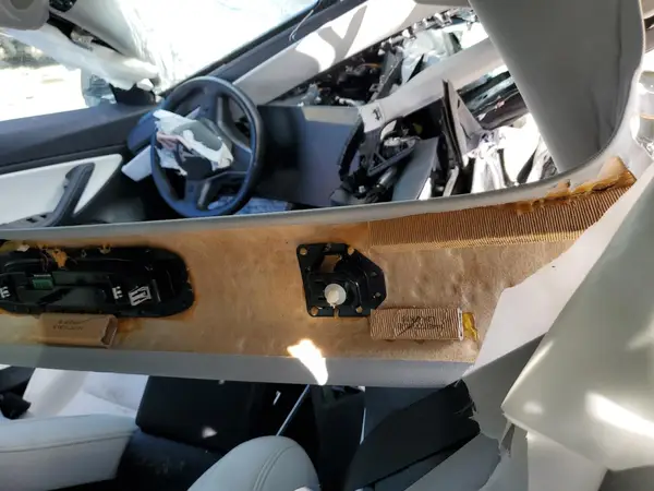 5YJ3E1EA2JF155304 2018 TESLA MODEL 3 - Image 8