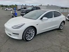 5YJ3E1EA2JF155898 2018 TESLA MODEL 3